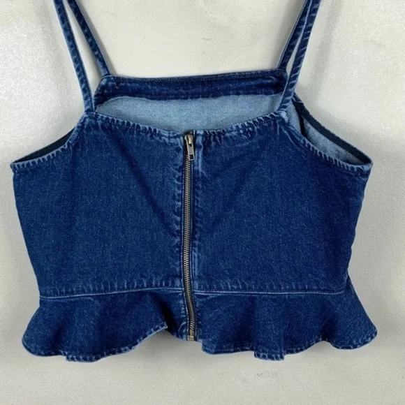 Urban Outfitters Crop Top - Size Small - Picture 6 of 10